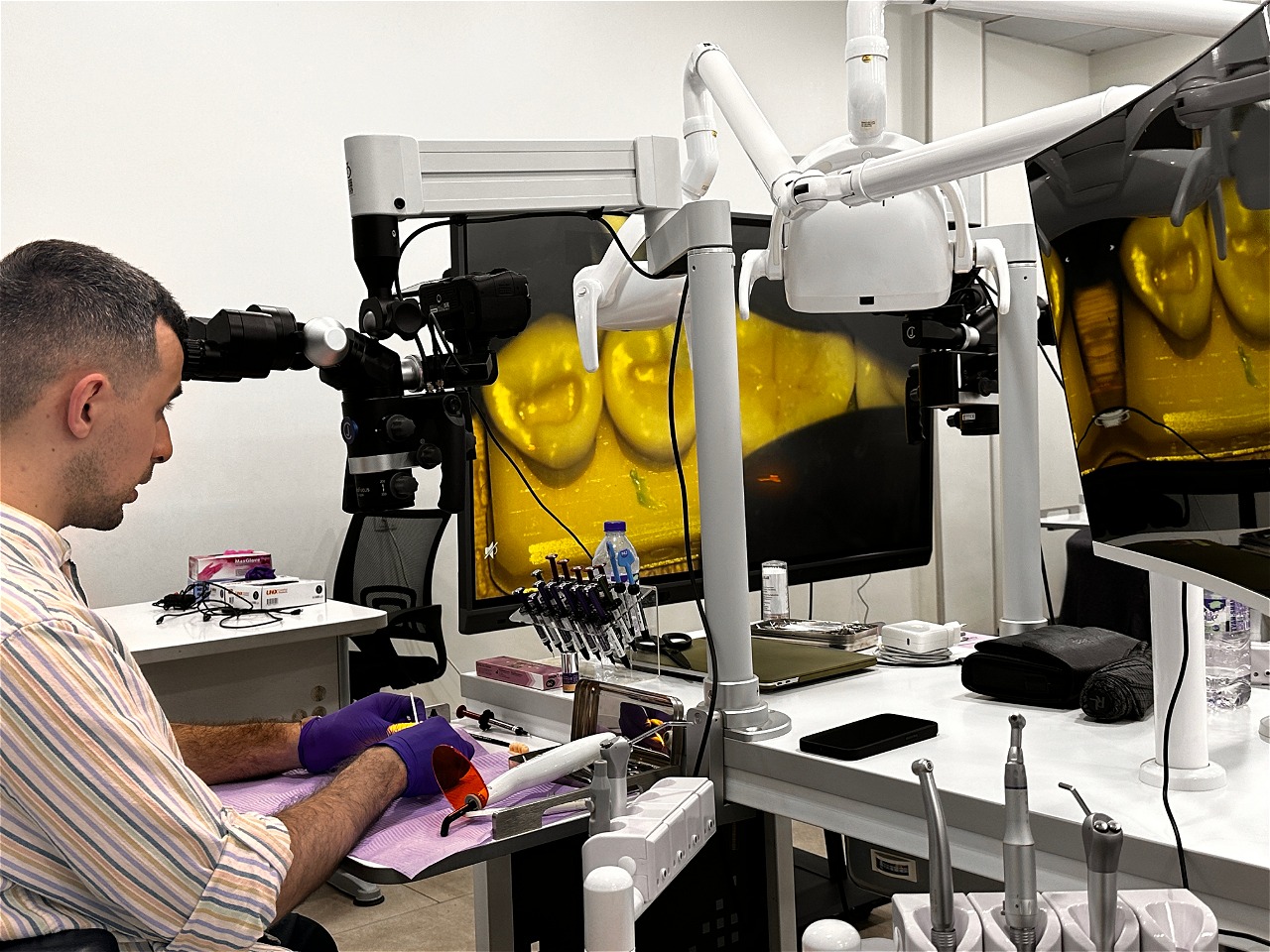 В Ташкенте прошел семинар-практикум по функциональной реставрации боковой группы зубов В Ташкенте прошел семинар-практикум по функциональной реставрации боковой группы зубов